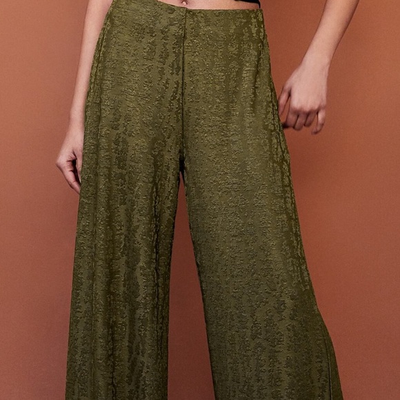 3for$30| Zara wide leg khaki elastic waist pants S - Picture 1 of 2